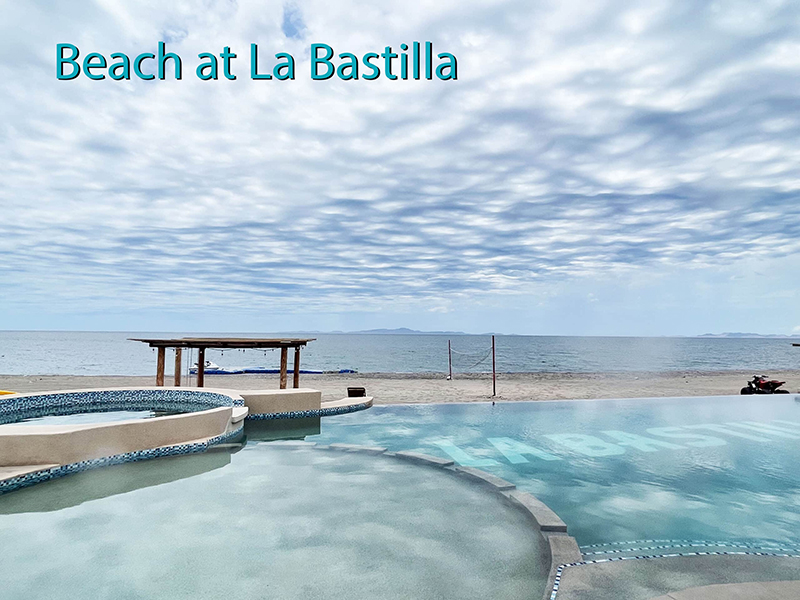 A lovely, boutique hotel offers food, services and a pool
